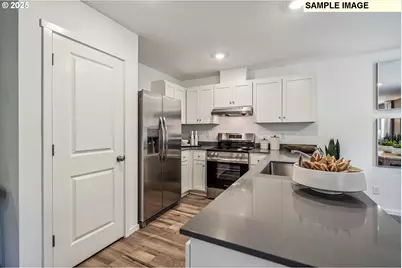 5791 Durst St, Eugene, OR 97402 - Photo 2