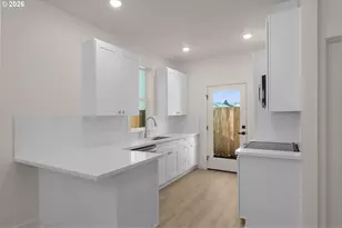 5230 SE Knapp, Portland, OR 97206 - Photo 8