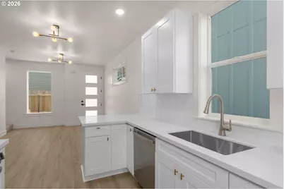 5230 SE Knapp, Portland, OR 97206 - Photo 6