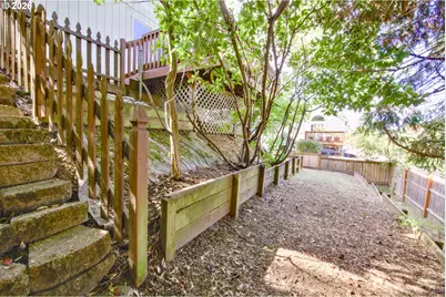 7716 SW 175th Pl, Beaverton, OR 97007 - Photo 38