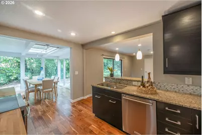 10165 SW Walker Rd, Beaverton, OR 97005 - Photo 10