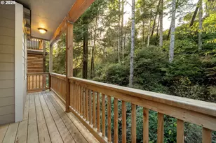 140 Breezee Way, Tillamook, OR 97141 - Photo 8