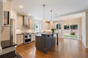 2525 NE Charlois Dr, Hillsboro, OR 97124 - Photo 10