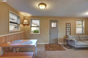 1449 9th St, Astoria, OR 97103 - Photo 4