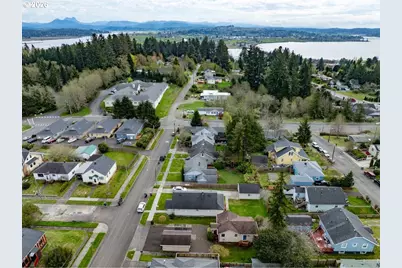 1449 9th St, Astoria, OR 97103 - Photo 20