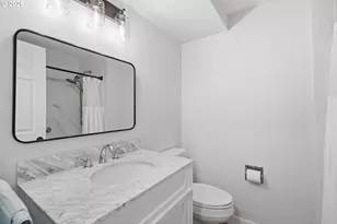 9220 NE 24th Ct, Vancouver, WA 98665 - Photo 12