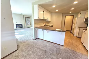 14875 NE Sacramento St, Portland, OR 97230 - Photo 8