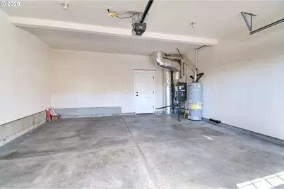 7473 NE Fremont St, Portland, OR 97213 - Photo 36