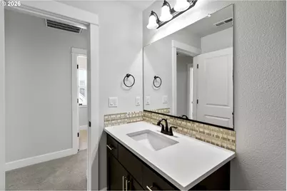 7473 NE Fremont St, Portland, OR 97213 - Photo 32