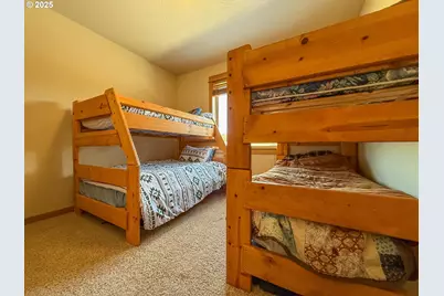 25405 SE Bear Creek Rd, Prineville, OR 97754 - Photo 14