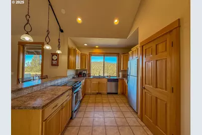 25405 SE Bear Creek Rd, Prineville, OR 97754 - Photo 6