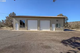 25405 SE Bear Creek Rd, Prineville, OR 97754 - Photo 22