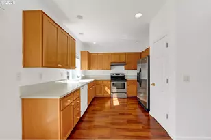 3906 Century Dr, Eugene, OR 97402 - Photo 12