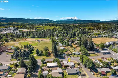 1612 Belmont Ave, Hood River, OR 97031 - Photo 4