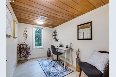 2450 Birch Ln, Eugene, OR 97403 - Photo 34