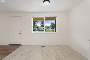 2345 SE 145th Ave, Portland, OR 97233 - Photo 8