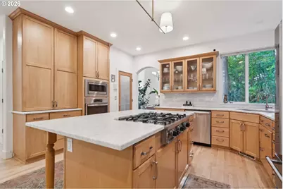 5604 SW Knightsbridge Dr, Portland, OR 97219 - Photo 14