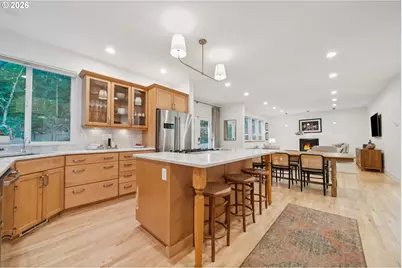 5604 SW Knightsbridge Dr, Portland, OR 97219 - Photo 16