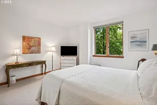 1030 NW Johnson St, Portland, OR 97209 - Photo 28