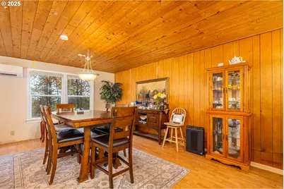 87250 Cedar Flat Rd, Springfield, OR 97478 - Photo 8