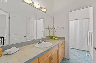 1616 NW Foley Ct, Portland, OR 97229 - Photo 32