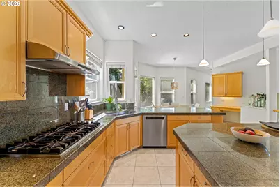 1616 NW Foley Ct, Portland, OR 97229 - Photo 24