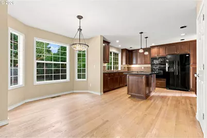 13075 Sierra Ct, Lake Oswego, OR 97035 - Photo 12