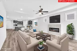 781 Riley Dr, Silverton, OR 97381 - Photo 8