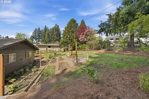1290 Scenic View Dr, Stayton, OR 97383 - Photo 36