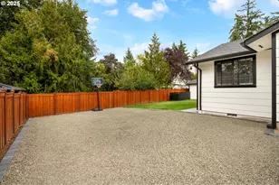 8955 SW Club Meadow Ln, Portland, OR 97225 - Photo 30