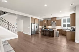 12127 NW Millford St, Portland, OR 97229 - Photo 8