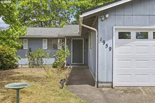 1959 Breakwood Cir SE, Albany, OR 97322 - Photo 2
