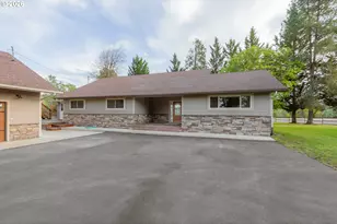 8160 Lookingglass Rd, Roseburg, OR 97471 - Photo 4