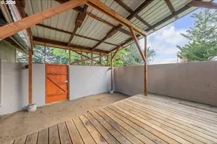 8160 Lookingglass Rd, Roseburg, OR 97471 - Photo 18