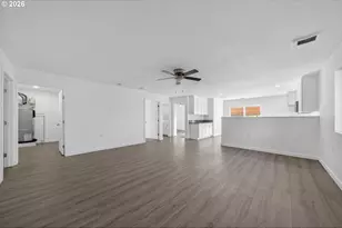 650 NE Polk St, Roseburg, OR 97470 - Photo 6