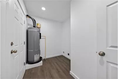 650 NE Polk St, Roseburg, OR 97470 - Photo 20