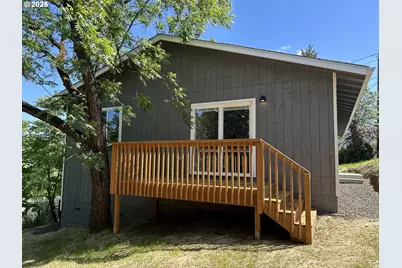 650 NE Polk St, Roseburg, OR 97470 - Photo 22