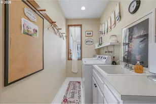 24312 Cardwell Hill Dr, Philomath, OR 97370 - Photo 38