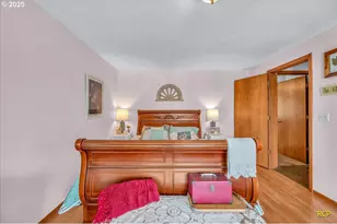 24312 Cardwell Hill Dr, Philomath, OR 97370 - Photo 32