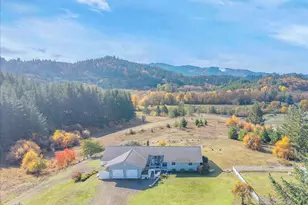 24312 Cardwell Hill Dr, Philomath, OR 97370 - Photo 2