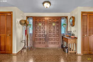 24312 Cardwell Hill Dr, Philomath, OR 97370 - Photo 8