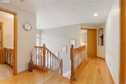 9358 SW Claridge Dr, Portland, OR 97223 - Photo 26