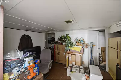 2012 Sherman Ave, North Bend, OR 97459 - Photo 14