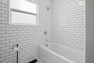 2446 NE 50th Ave, Portland, OR 97213 - Photo 16