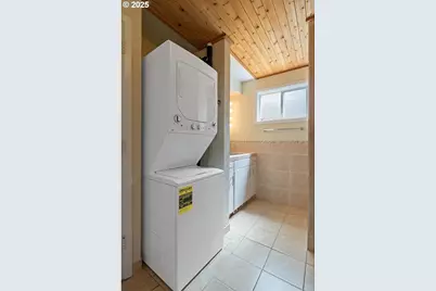 5218 NW Jetty Ave, Lincoln City, OR 97367 - Photo 6