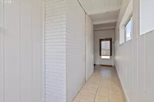 5218 NW Jetty Ave, Lincoln City, OR 97367 - Photo 2