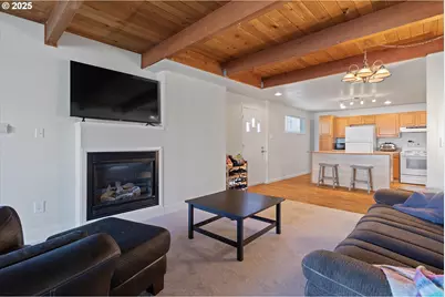 5218 NW Jetty Ave, Lincoln City, OR 97367 - Photo 16