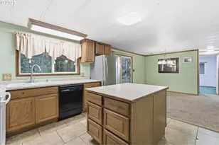 18595 S Redland Rd, Oregon City, OR 97045 - Photo 18