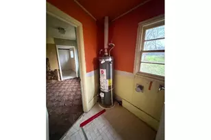 381 SE Gregory Dr, Winston, OR 97496 - Photo 12