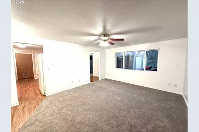 454 NE Elm St, Sheridan, OR 97378 - Photo 4